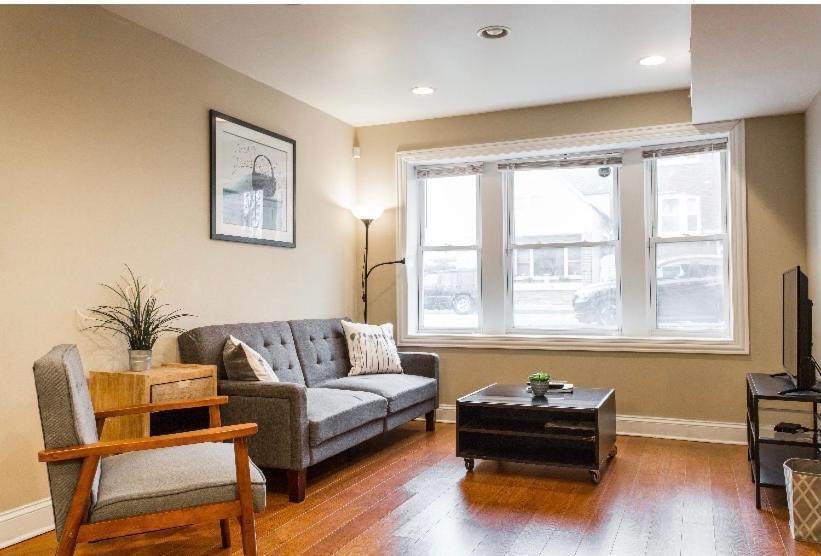 Entire Modern 2 Bedroom Apartment Chicago Kültér fotó