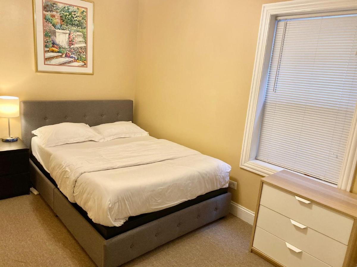 Entire Modern 2 Bedroom Apartment Chicago Kültér fotó